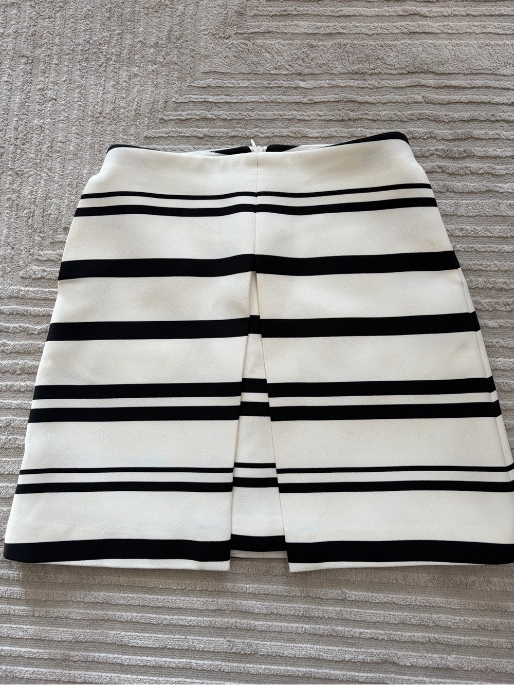 XS Black and White Striped Mini Skirt with Center Front Slit